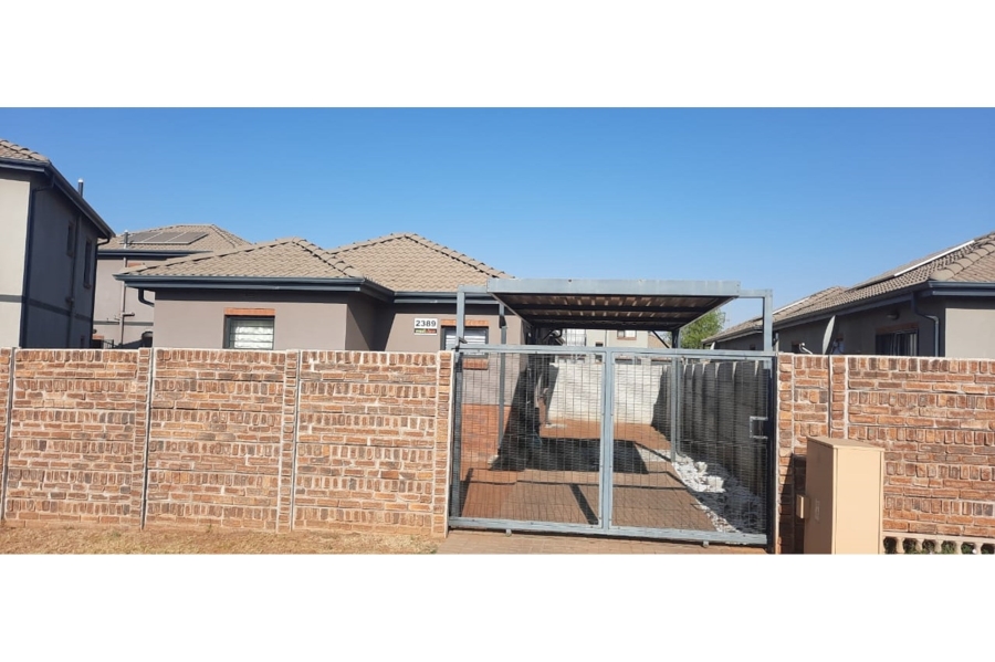 3 Bedroom Property for Sale in Andeon Gauteng