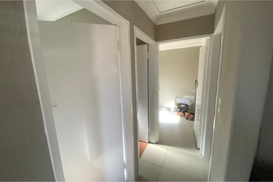 2 Bedroom Property for Sale in Soshanguve WW Gauteng