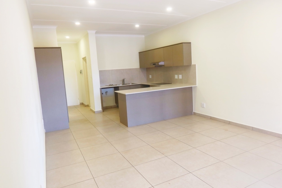 To Let 2 Bedroom Property for Rent in Greenstone Hill Gauteng