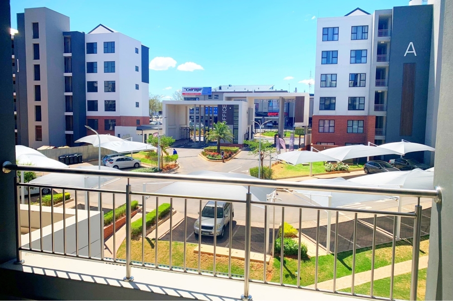 To Let 2 Bedroom Property for Rent in Greenstone Hill Gauteng