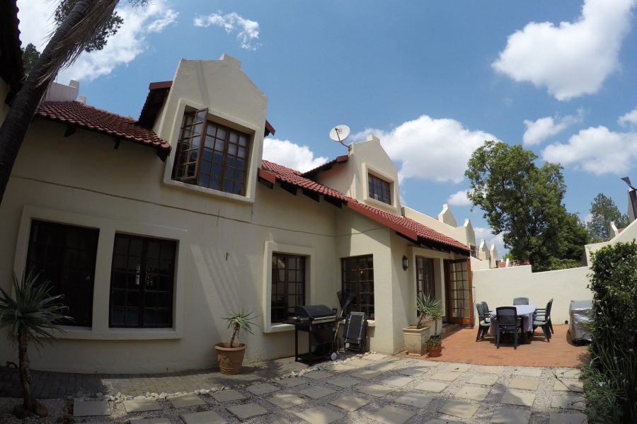 4 Bedroom Property for Sale in Bryanston Gauteng