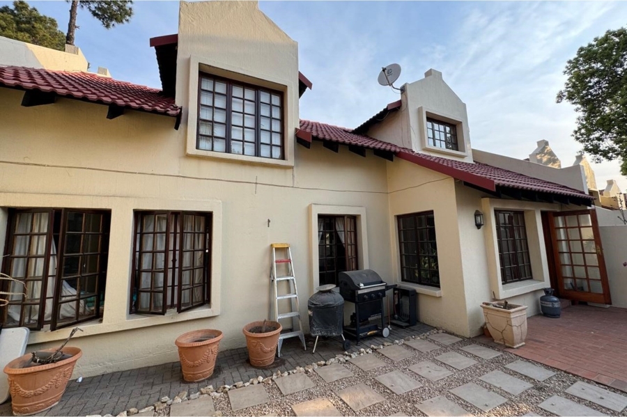 4 Bedroom Property for Sale in Bryanston Gauteng