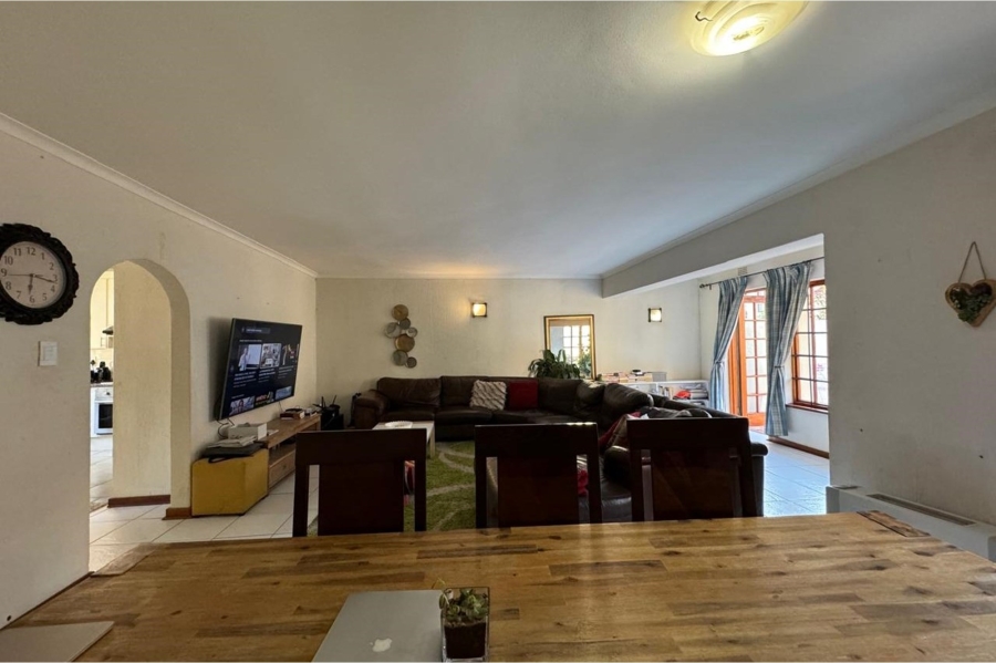 4 Bedroom Property for Sale in Bryanston Gauteng