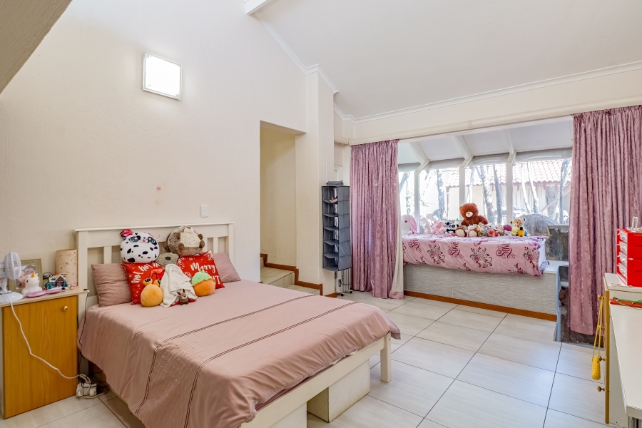 3 Bedroom Property for Sale in Die Wilgers Gauteng