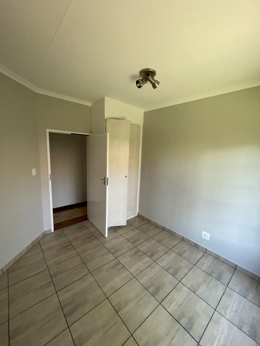 2 Bedroom Property for Sale in Equestria Gauteng