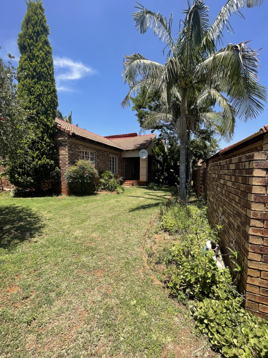 2 Bedroom Property for Sale in Equestria Gauteng