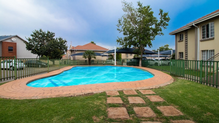 2 Bedroom Property for Sale in Atlasville Gauteng