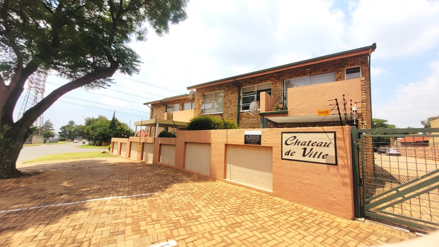 1 Bedroom Property for Sale in Randhart Gauteng