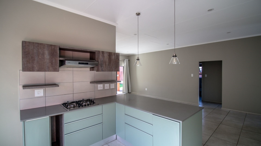 3 Bedroom Property for Sale in Vorna Valley Gauteng