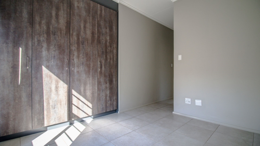 3 Bedroom Property for Sale in Vorna Valley Gauteng