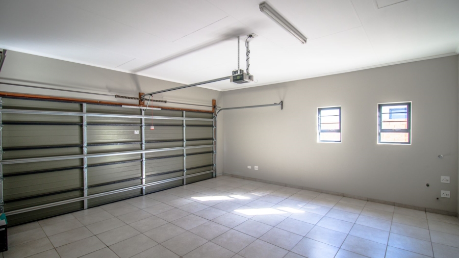 3 Bedroom Property for Sale in Vorna Valley Gauteng