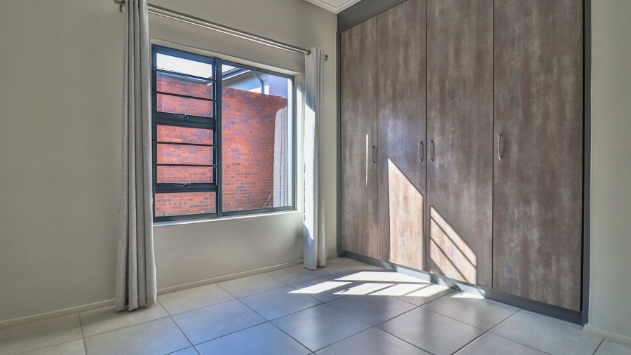 3 Bedroom Property for Sale in Vorna Valley Gauteng