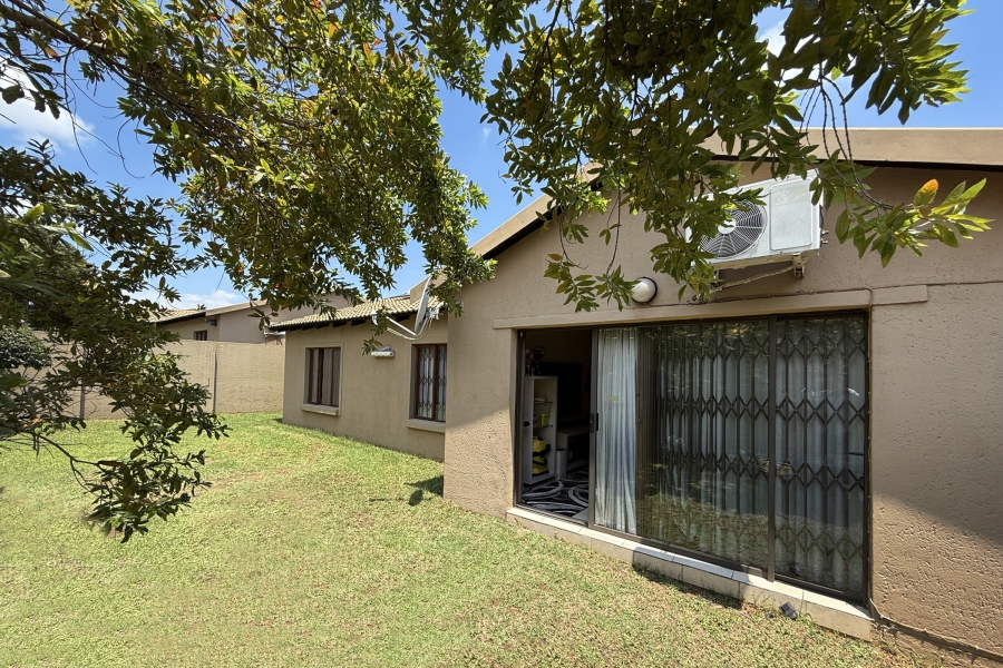 3 Bedroom Property for Sale in Country View Gauteng