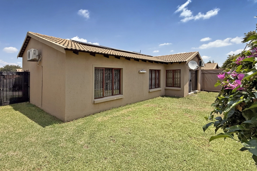 3 Bedroom Property for Sale in Country View Gauteng