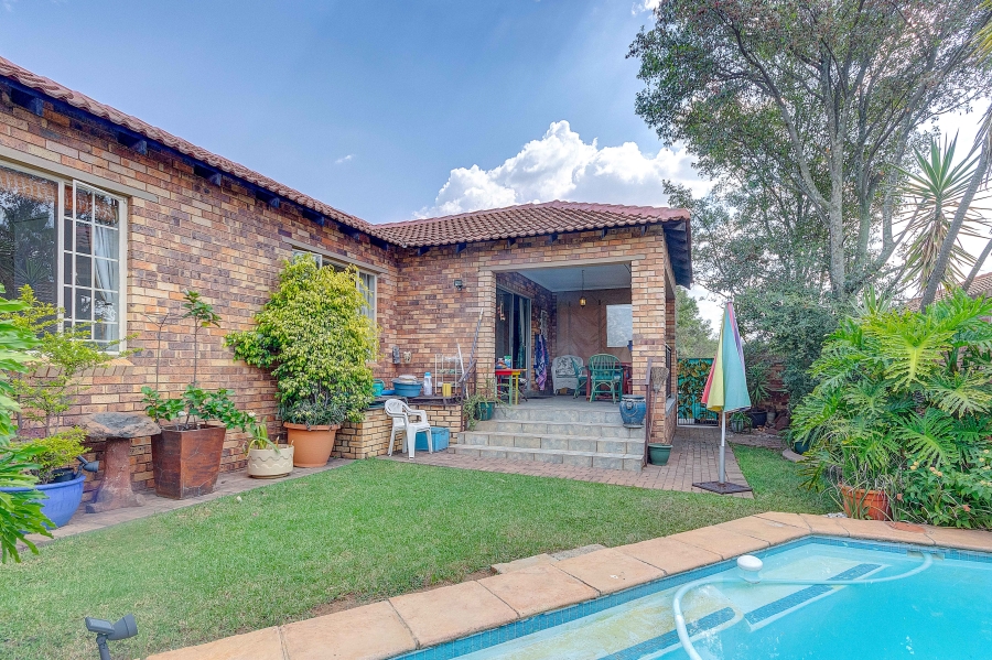 3 Bedroom Property for Sale in North Riding Gauteng