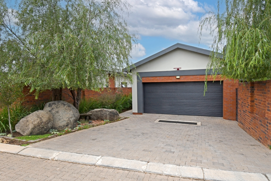 3 Bedroom Property for Sale in Kyalami Hills Gauteng