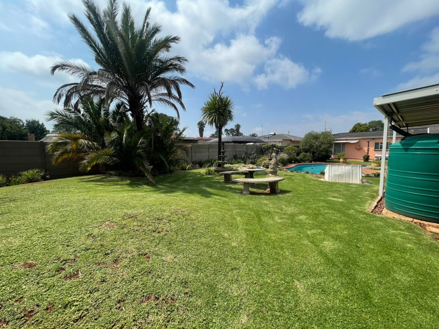 3 Bedroom Property for Sale in Witpoortjie Gauteng