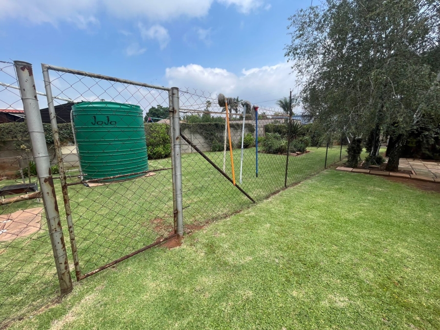 3 Bedroom Property for Sale in Witpoortjie Gauteng