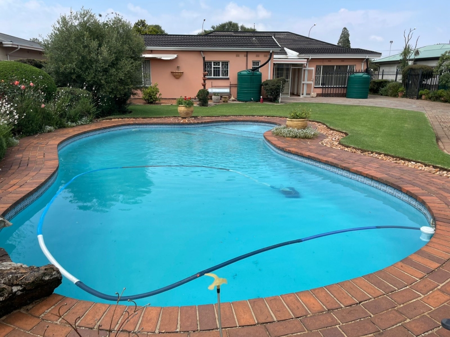 3 Bedroom Property for Sale in Witpoortjie Gauteng