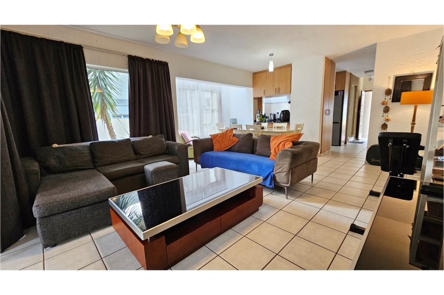 3 Bedroom Property for Sale in Lonehill Gauteng