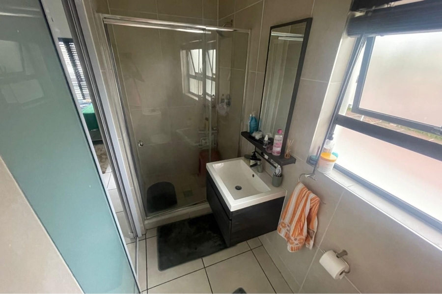 1 Bedroom Property for Sale in Greenstone Hill Gauteng