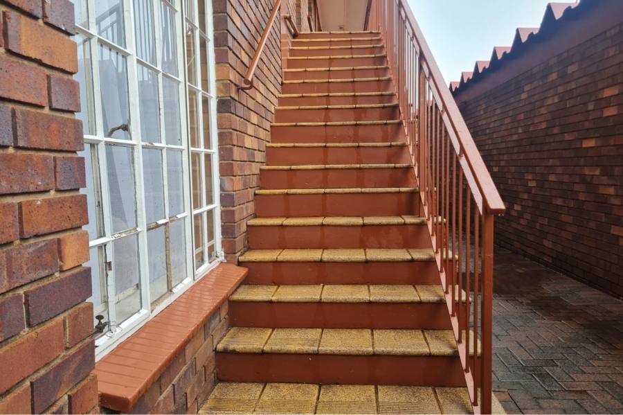 3 Bedroom Property for Sale in New Redruth Gauteng