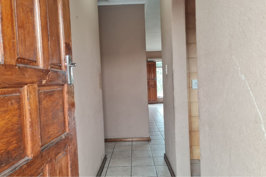 3 Bedroom Property for Sale in New Redruth Gauteng