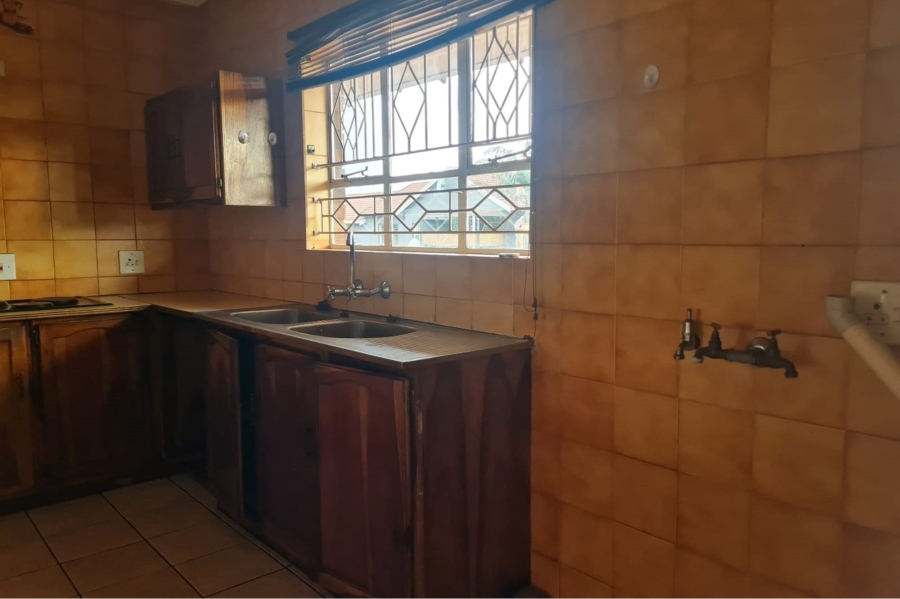 3 Bedroom Property for Sale in New Redruth Gauteng