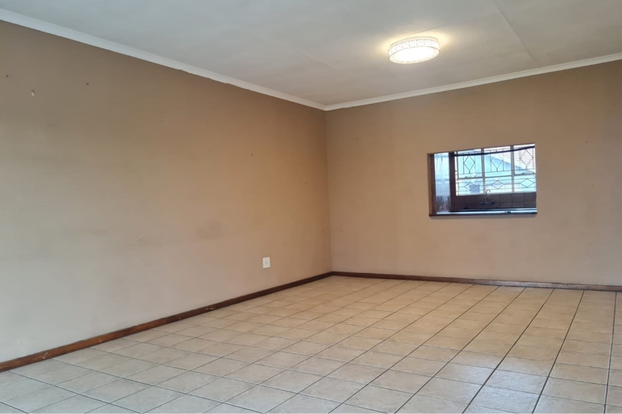 3 Bedroom Property for Sale in New Redruth Gauteng