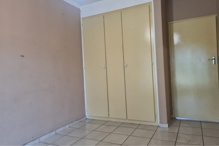 3 Bedroom Property for Sale in New Redruth Gauteng