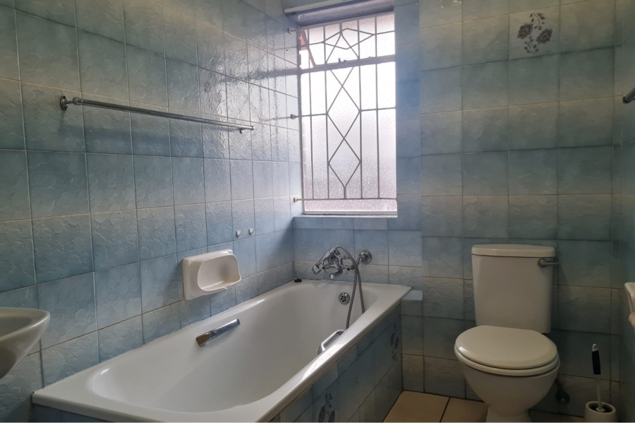 3 Bedroom Property for Sale in New Redruth Gauteng