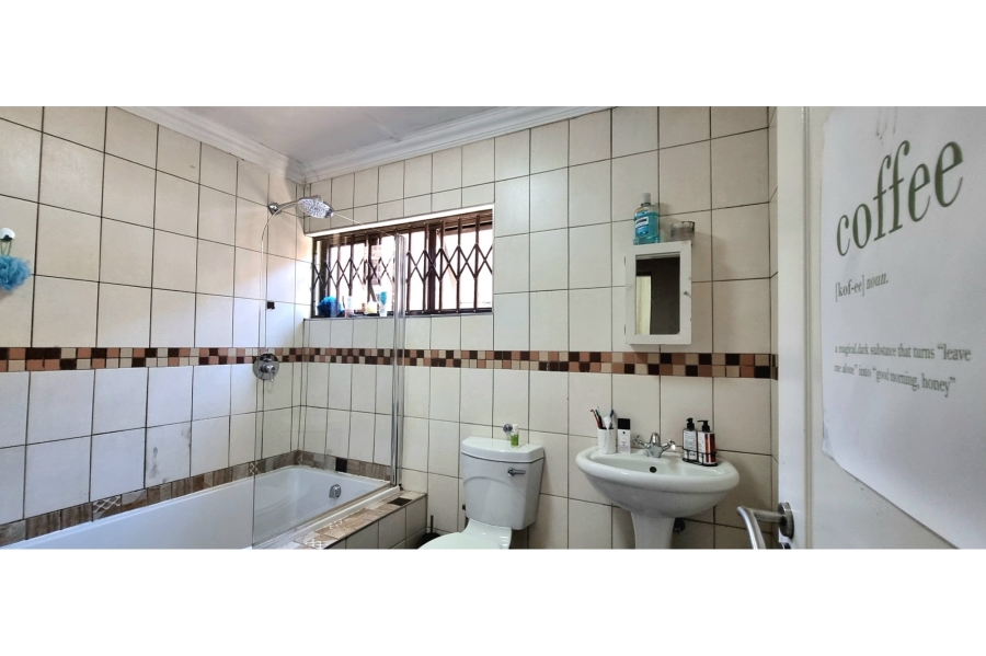 4 Bedroom Property for Sale in The Hill Gauteng