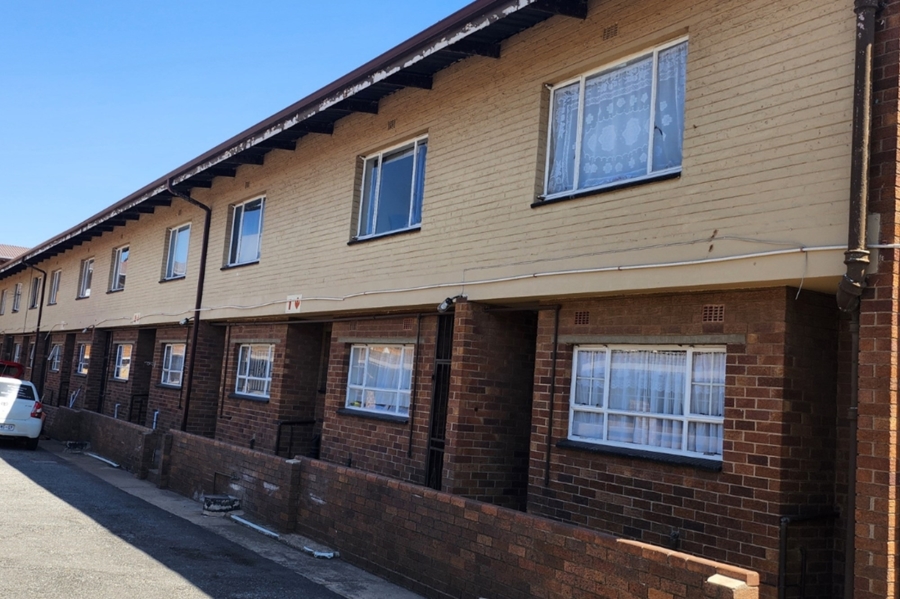 2 Bedroom Property for Sale in Forest Hill Gauteng