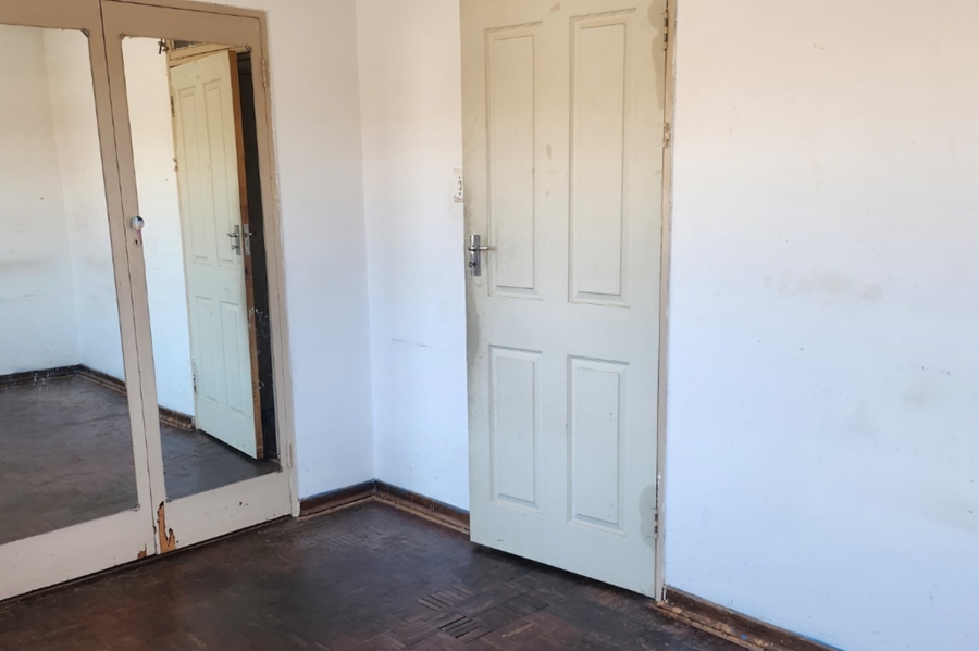 2 Bedroom Property for Sale in Forest Hill Gauteng