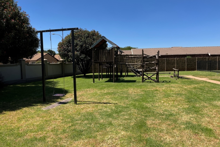 2 Bedroom Property for Sale in Bergbron Gauteng