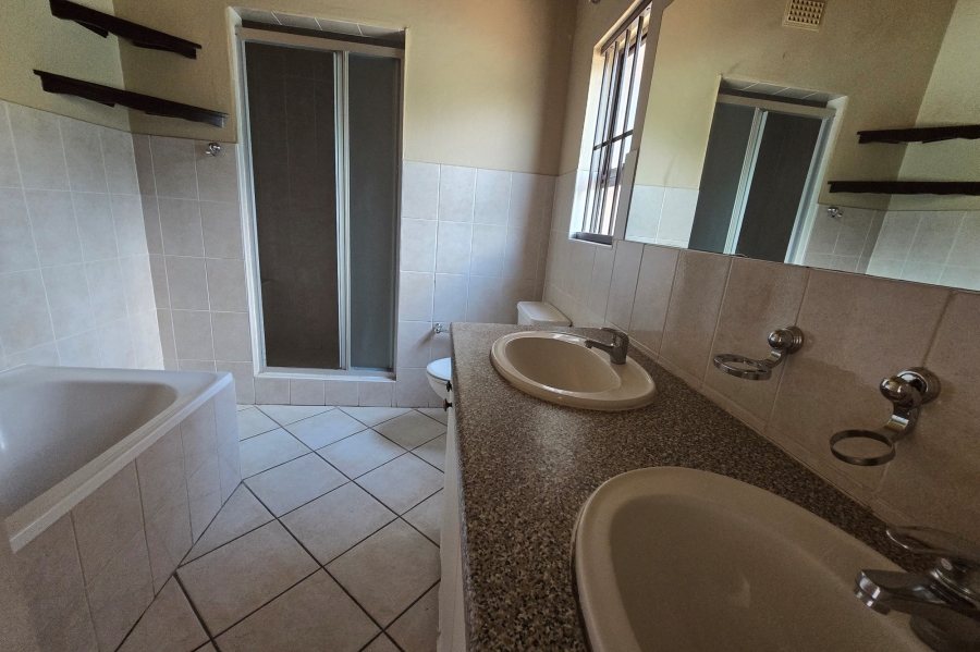 3 Bedroom Property for Sale in North Riding Gauteng