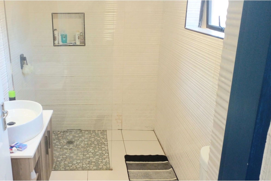 4 Bedroom Property for Sale in Bromhof Gauteng
