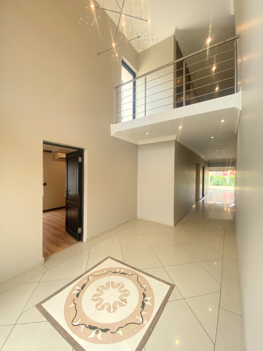 5 Bedroom Property for Sale in Willow Acres Gauteng