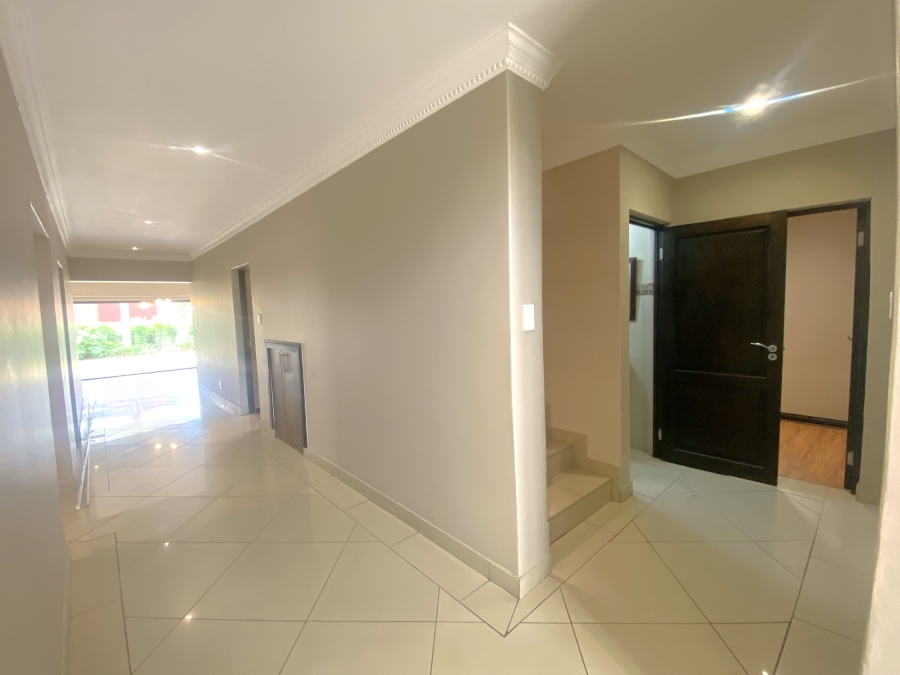 5 Bedroom Property for Sale in Willow Acres Gauteng