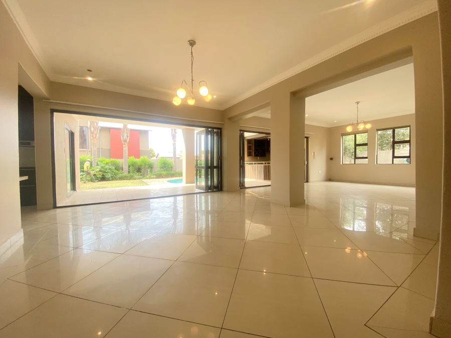 5 Bedroom Property for Sale in Willow Acres Gauteng