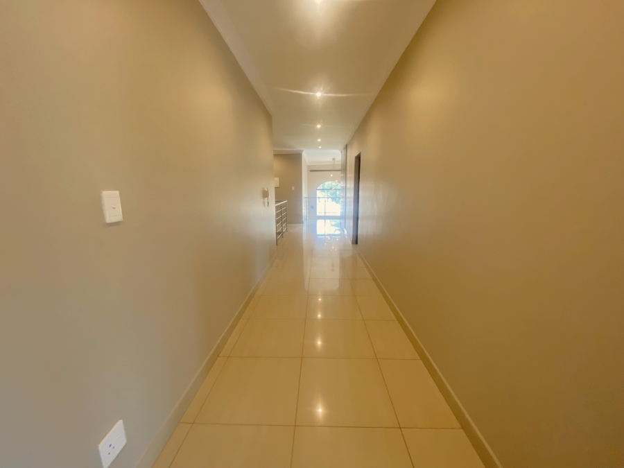 5 Bedroom Property for Sale in Willow Acres Gauteng