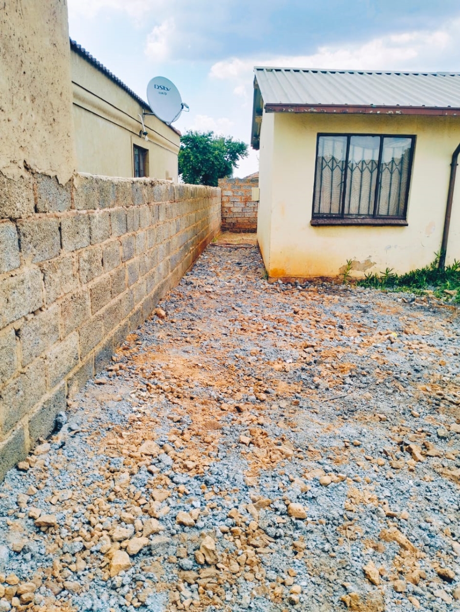 2 Bedroom Property for Sale in Vosloorus Ext 7 Gauteng