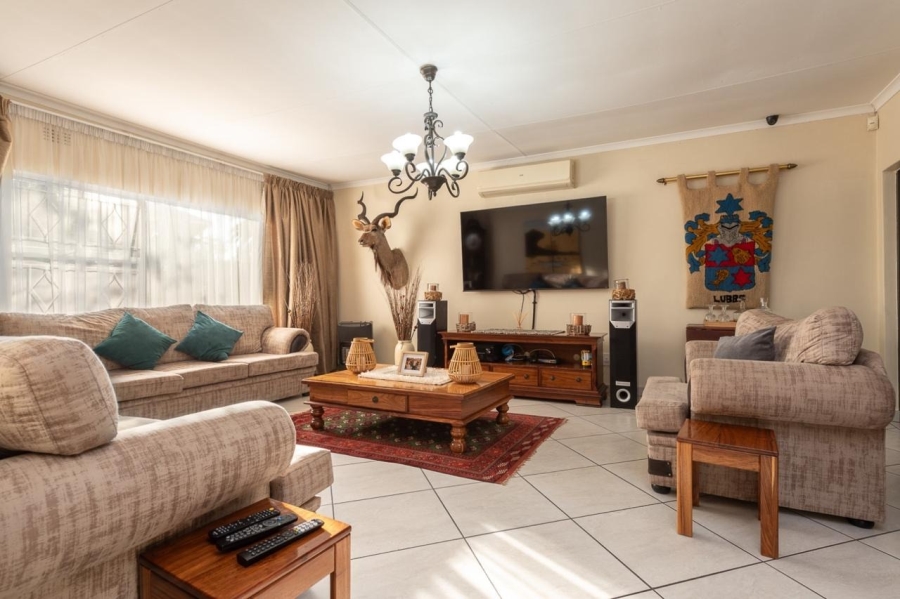 6 Bedroom Property for Sale in Randhart Gauteng