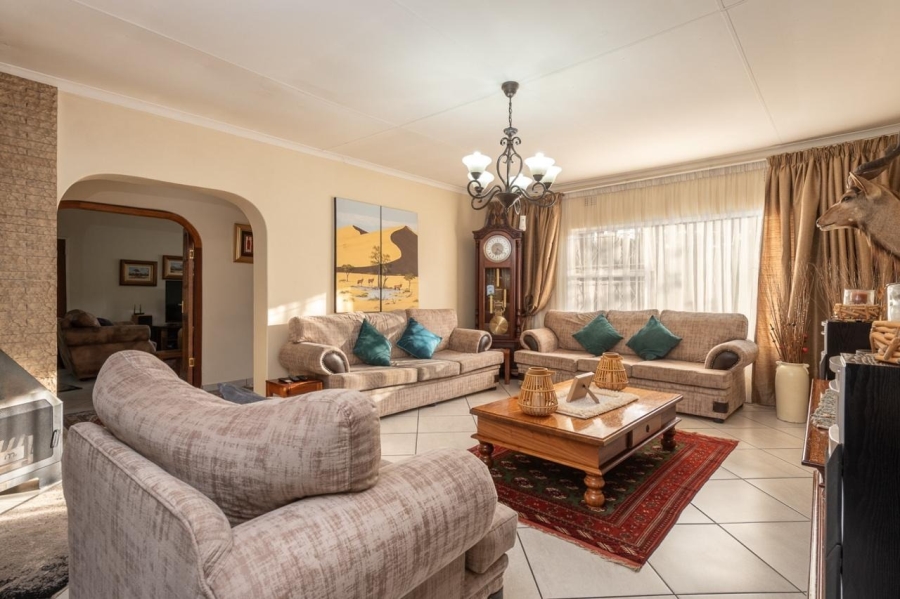 6 Bedroom Property for Sale in Randhart Gauteng