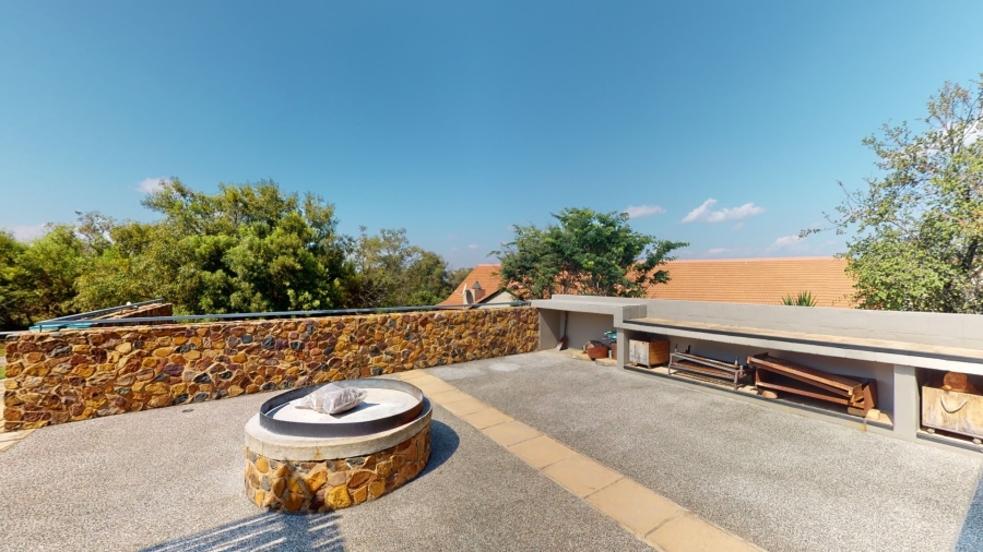 6 Bedroom Property for Sale in Sable Hills Gauteng