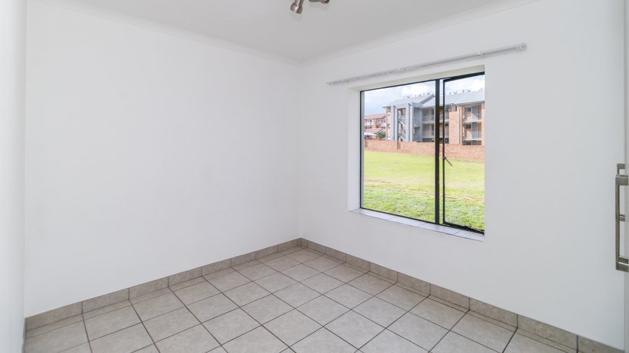 2 Bedroom Property for Sale in Noordwyk Gauteng