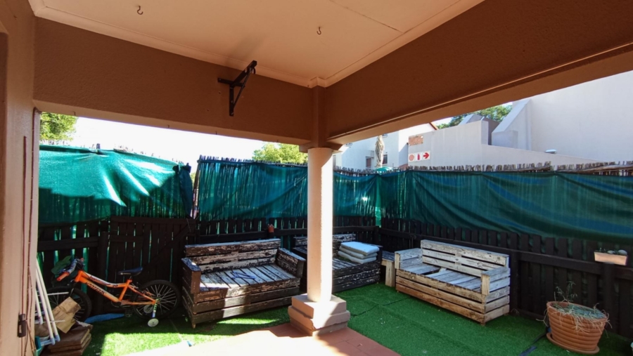 2 Bedroom Property for Sale in Northwold Gauteng