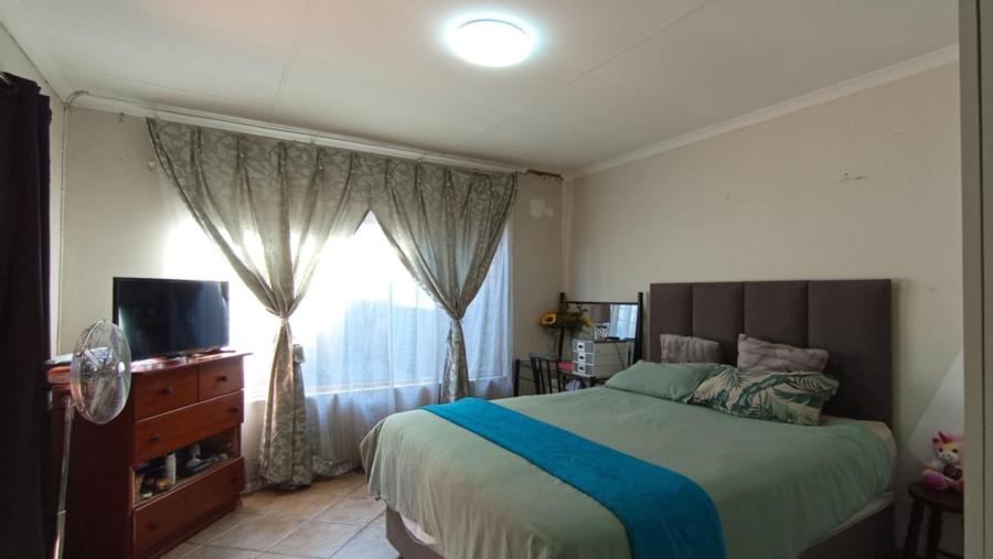 2 Bedroom Property for Sale in Northwold Gauteng