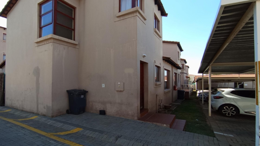 2 Bedroom Property for Sale in Northwold Gauteng