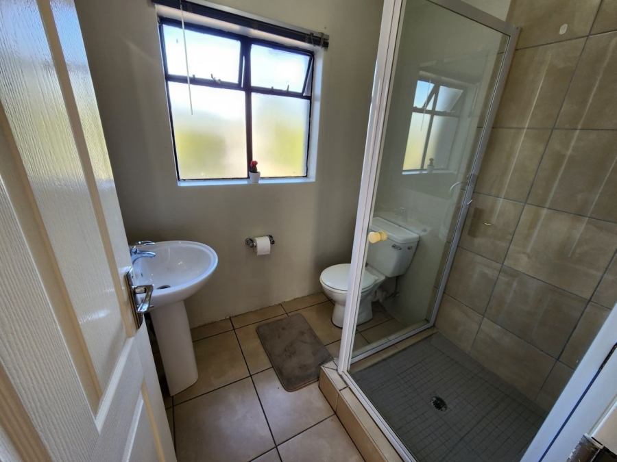 2 Bedroom Property for Sale in Ravenswood Gauteng